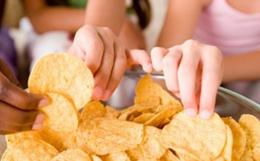 【疯果脆食品】