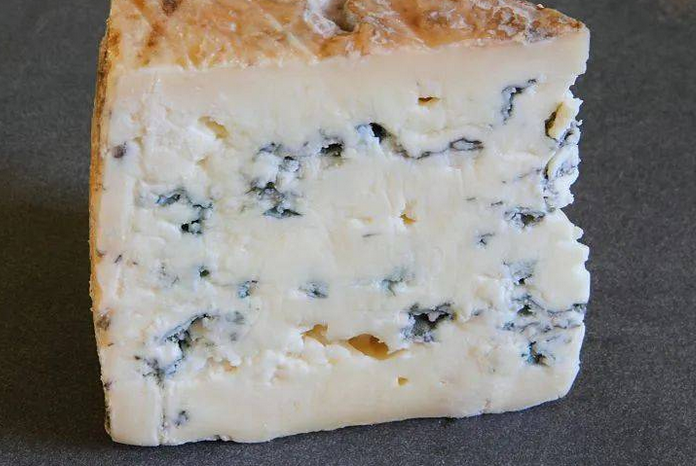 【麻辣扒点半零食】