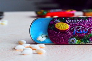 【瑞怡乐休闲食品】