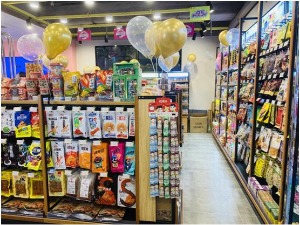 【小e同学零食店】