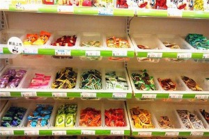 【故食汇零食量贩中心】