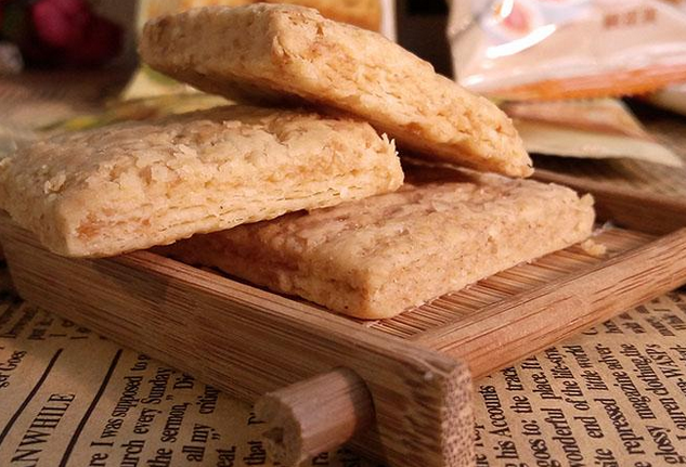 【老杨休闲食品】