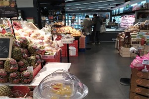 【多来咪零食连锁店】