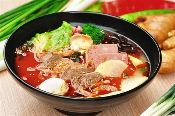 胖子品味冒菜加盟