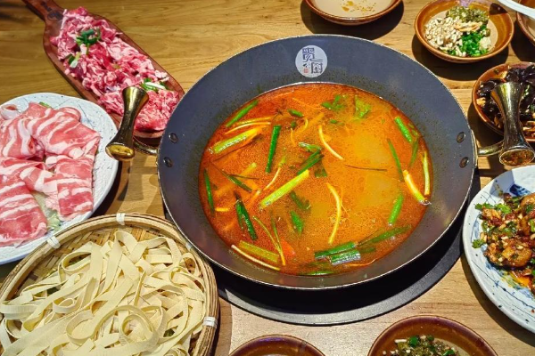 贵厨酸汤牛肉加盟