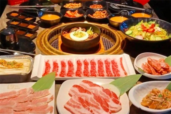 赵勇利烤肉店加盟