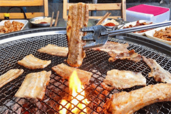【来来烤肉】
