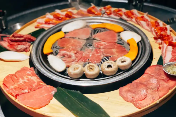 肉食者烤肉酒馆加盟