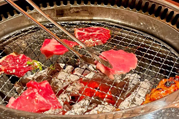 御牛道炭火烤肉加盟