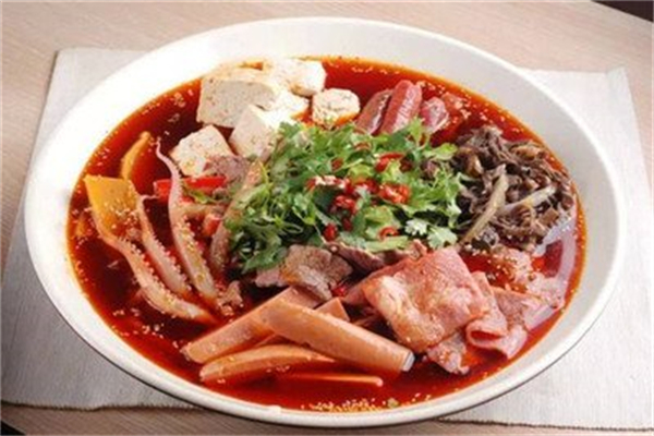 辣冒号冒菜加盟