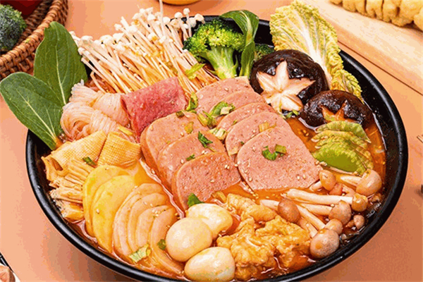 小二哥冒菜加盟