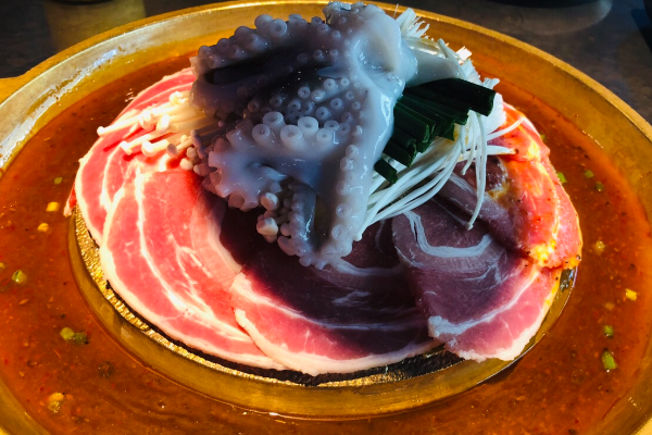 【猪哥牛姐水煎肉】