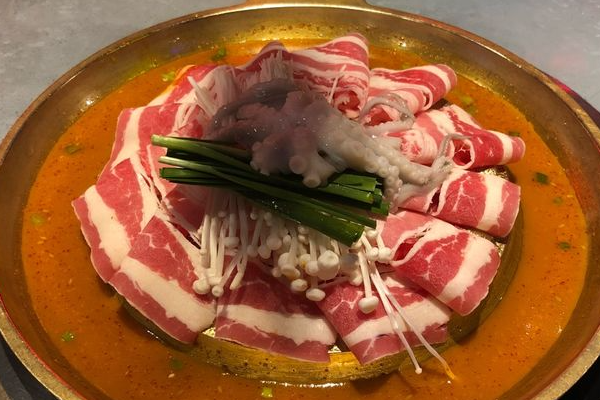 【猪哥牛姐水煎肉】