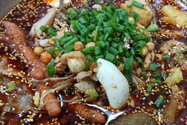 【婆婆冒菜】