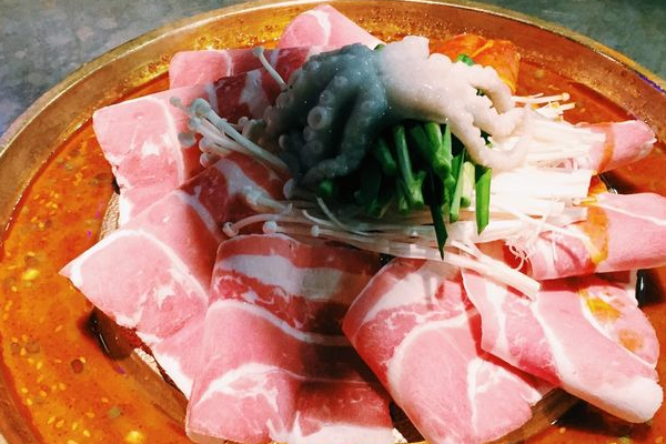 猪哥牛姐水煎肉加盟