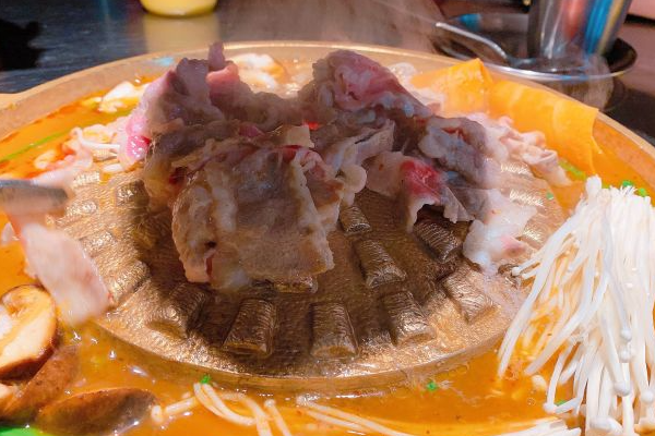 猪哥牛姐水煎肉加盟