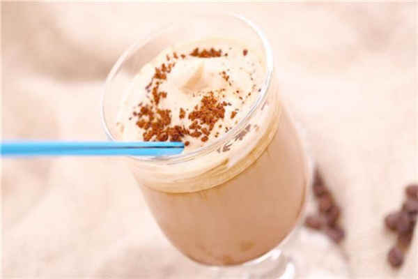 查理奶茶加盟
