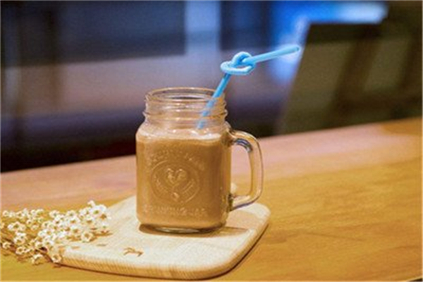 【知名奶茶店】