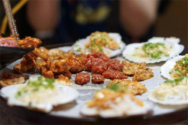 小厨神铁板烤肉饭加盟