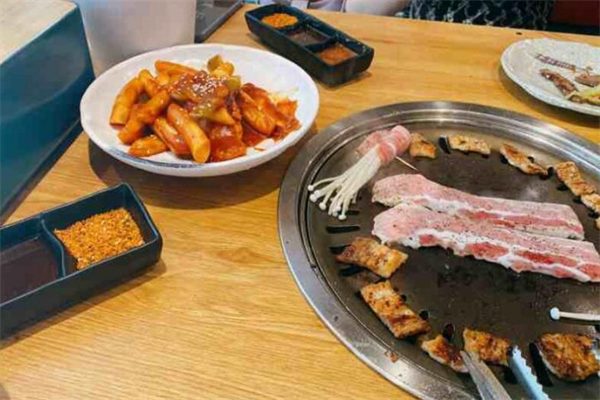 千久韩木屋炭火烤肉