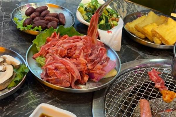 表妹烤肉