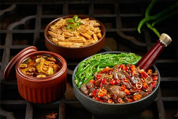 【擂椒拌饭】