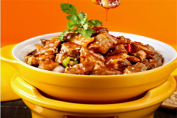 小鸡小鱼石锅煲加盟