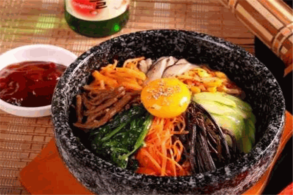 【首尔石锅拌饭】