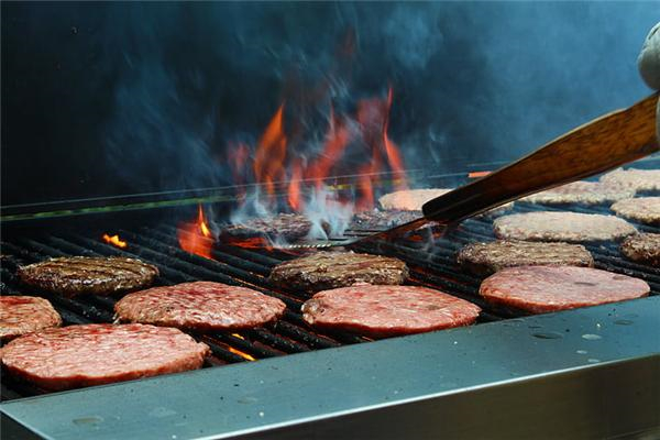 【秃哥烤肉】