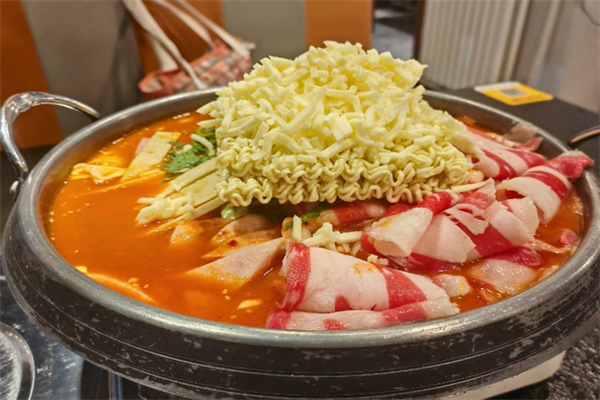 韩式自选烤肉火锅加盟