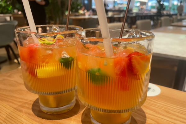 【欧包奶茶店】