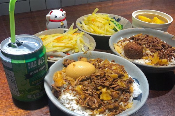 杨老大卤肉拌饭加盟