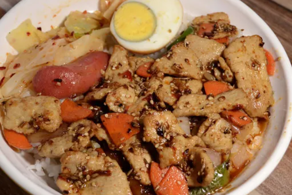 【大力便当烤肉饭】