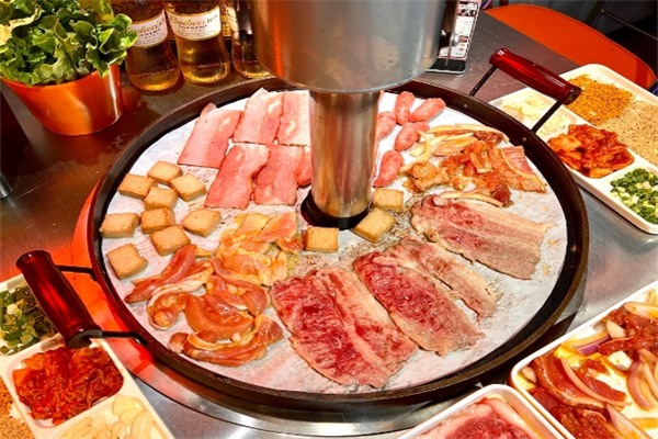 【地锅烤肉】