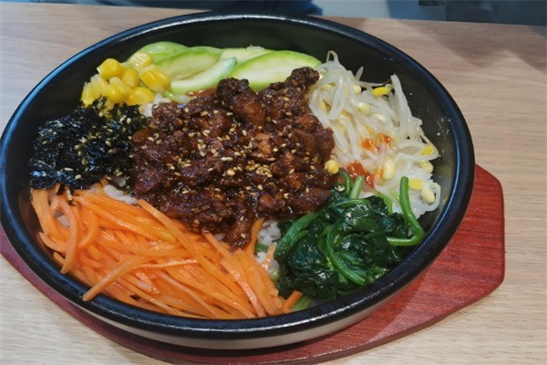 【圣恋鲜烤肉拌饭】