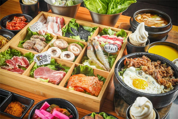 【源汉石板烤肉】