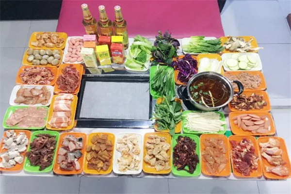 酒玖久自助火锅烤肉加盟