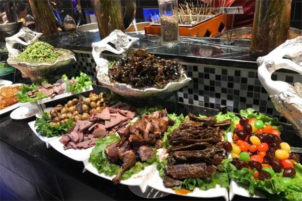 【鑫海汇海鲜烤肉】
