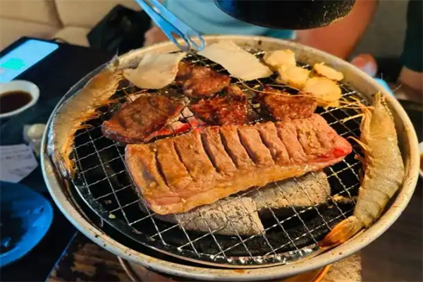 【肚兜兜烤肉】