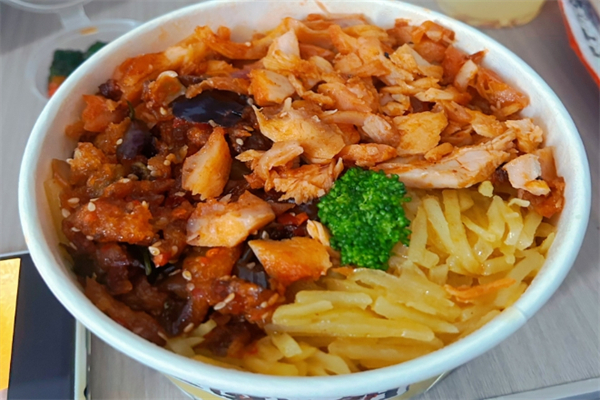 1942烤肉饭加盟