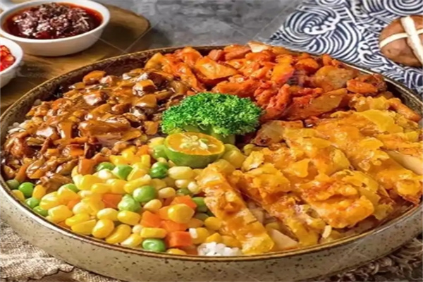 【炊事班脆皮鸡烤肉饭】