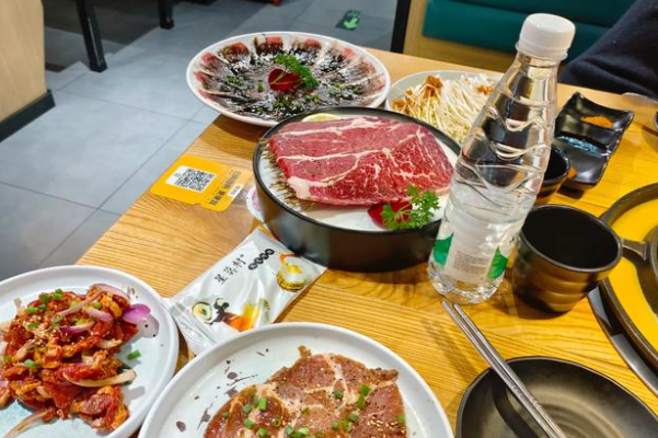 星莫村炭火烤肉