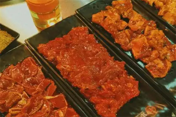 巴中步步香烤肉加盟