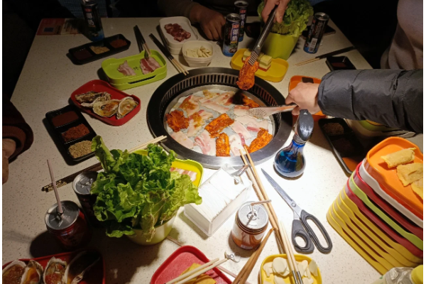 馋道自助烤肉加盟