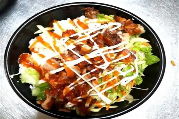 八两米烤肉拌饭加盟