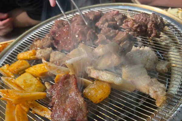 阿杨集市烤肉加盟