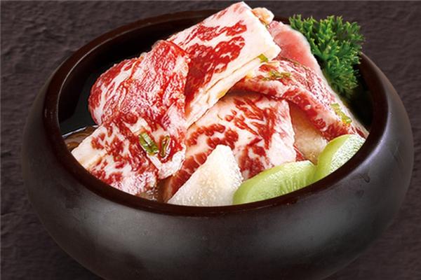 腾牛自助烤肉加盟