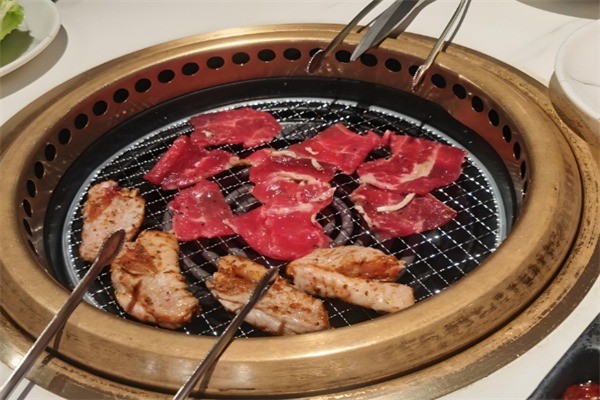 【汇灸日式自助烤肉】