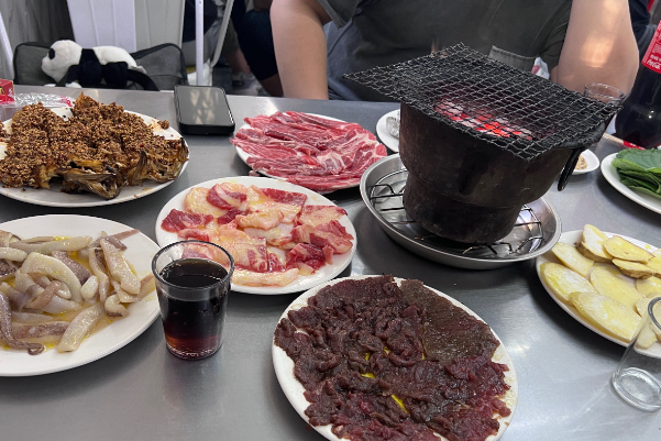 泥炉烤肉加盟