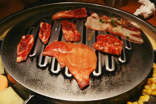 咕的咕的烤肉加盟